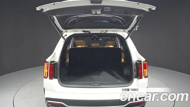 Kia Sorento 2023 — фото 20