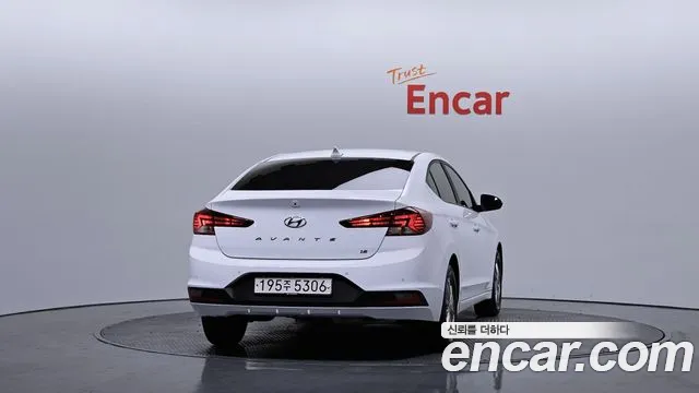 Hyundai AVANTE 2019 — фото 4
