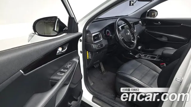 Kia Sorento 2020 — фото 11