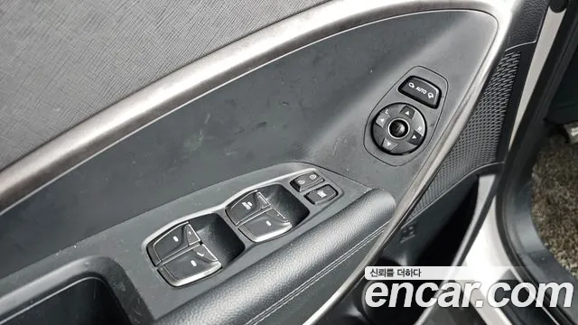 Hyundai Santafe 2016 — фото 16