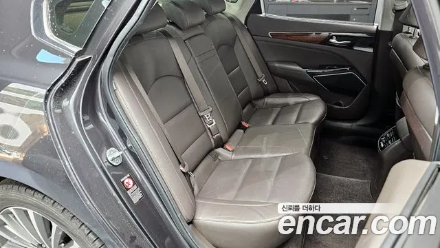 Kia K7 2017 — фото 10