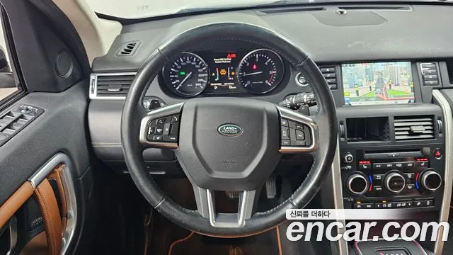 Land Rover Discovery Sport 2016 — фото 13