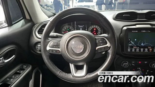 Jeep Renegade 2018 — фото 14