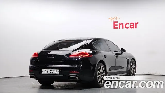 Porsche Panamera 2015 — фото 2