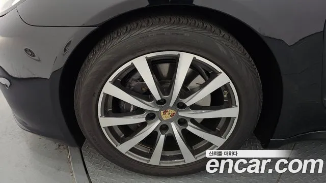 Porsche Panamera 2015 — фото 5