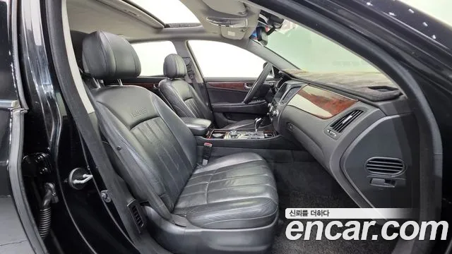 Hyundai Equus 2010 — фото 10