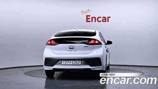Hyundai Ioniq 2020 — фото 4