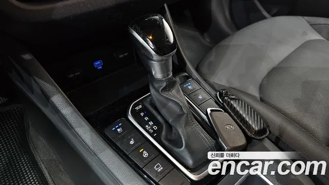 Hyundai Ioniq 2020 — фото 9