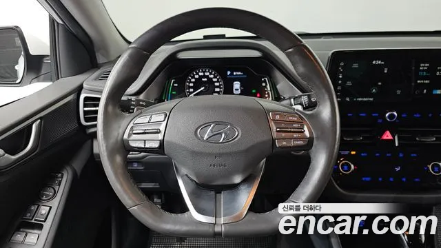 Hyundai Ioniq 2020 — фото 13