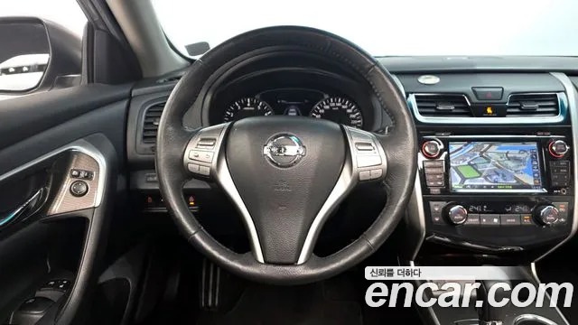 Nissan Altima 2016 — фото 13
