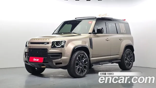 Land Rover Defender 2025 — фото 1
