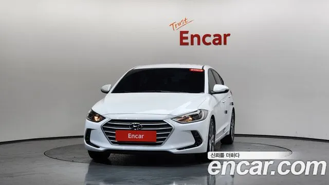 Hyundai AVANTE 2018 — фото 2
