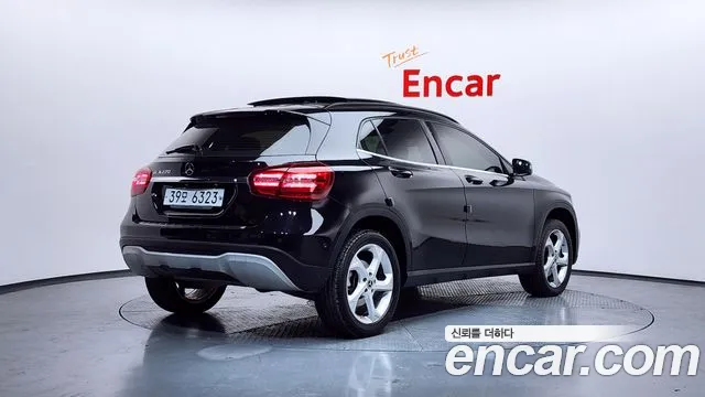 Mercedes-Benz GLA-Class 2018 — фото 2