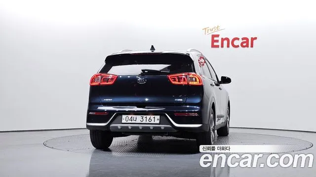 Kia Niro 2017 — фото 4