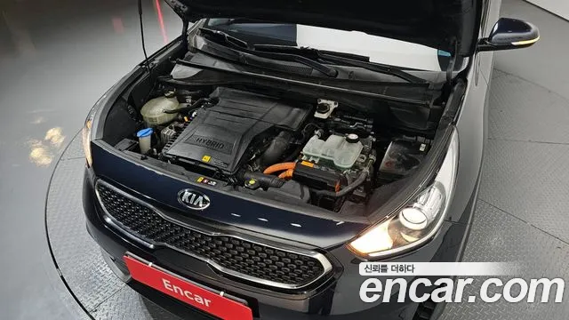 Kia Niro 2017 — фото 6