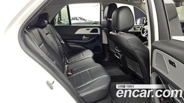 Mercedes-Benz GLE-Class 2019 — фото 12
