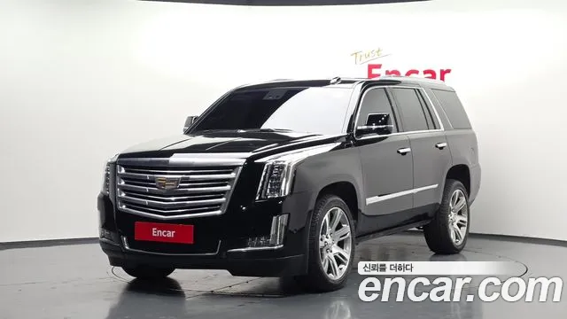 Cadillac Escalade 2018 — фото 1