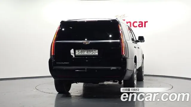 Cadillac Escalade 2018 — фото 4