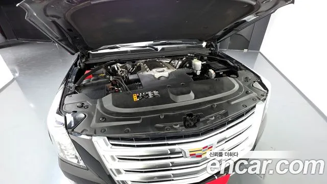 Cadillac Escalade 2018 — фото 6