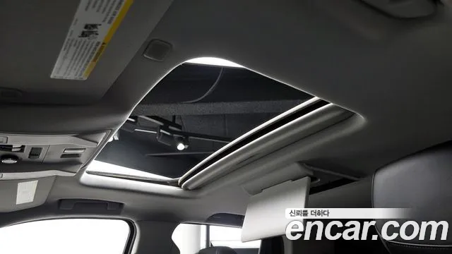 Cadillac Escalade 2018 — фото 18