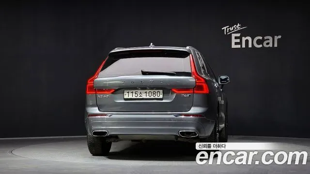Volvo XC60 2020 — фото 4