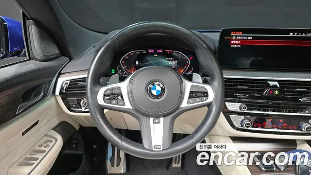 BMW Gran Turismo 2021 — фото 13