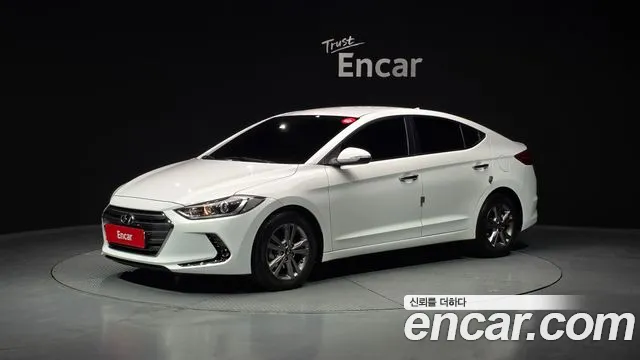Hyundai AVANTE 2016 — фото 1
