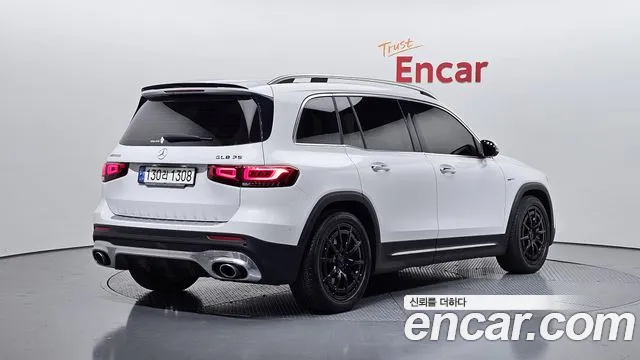 Mercedes-Benz GLB-Class 2021 — фото 2