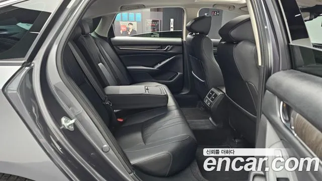 Honda Accord 2022 — фото 12