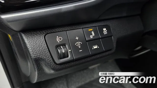 Kia Stonic 2018 — фото 14