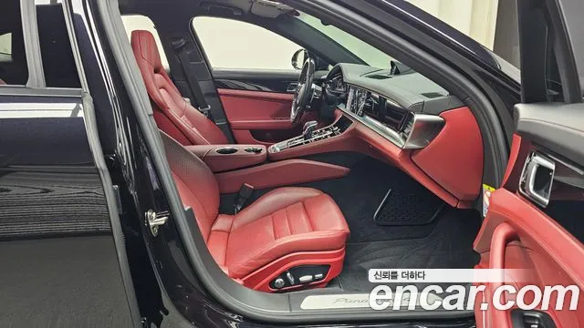Porsche Panamera 2020 — фото 11