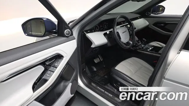 Land Rover Range Rover Evoque 2020 — фото 9