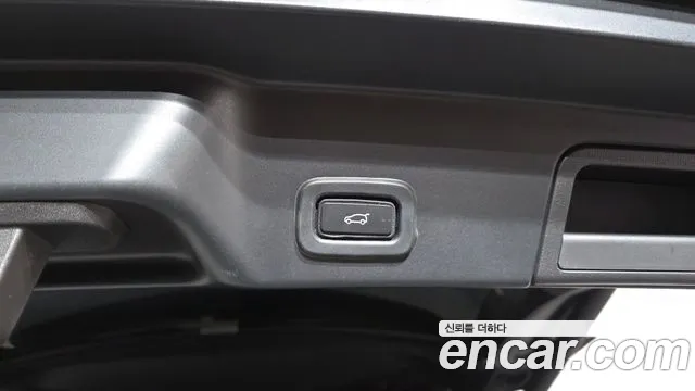 Land Rover Range Rover Evoque 2020 — фото 19