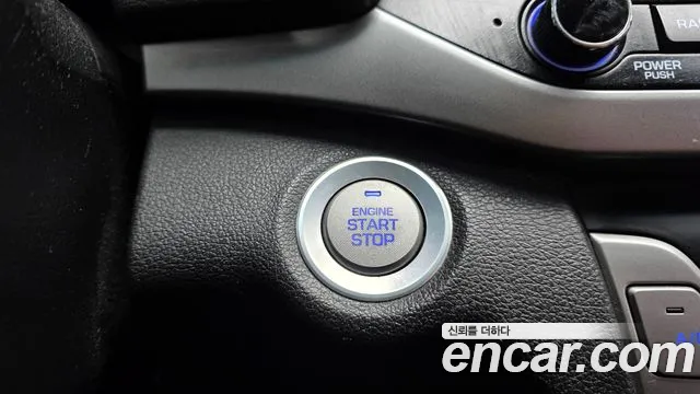 Hyundai AVANTE 2018 — фото 18