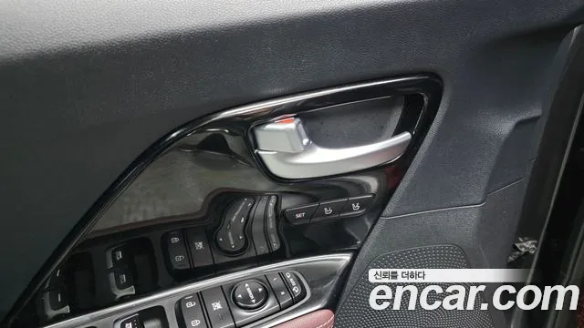 Kia Niro 2020 — фото 17