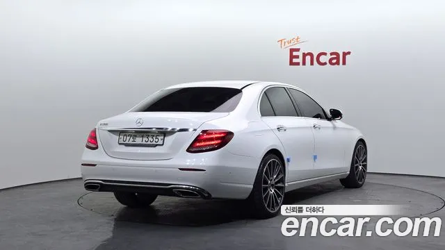 Mercedes-Benz E-Class 2018 — фото 2