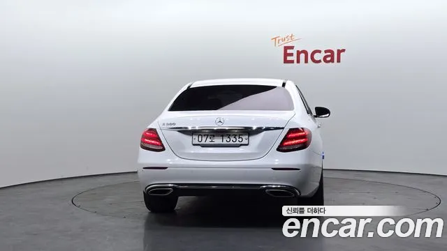 Mercedes-Benz E-Class 2018 — фото 4