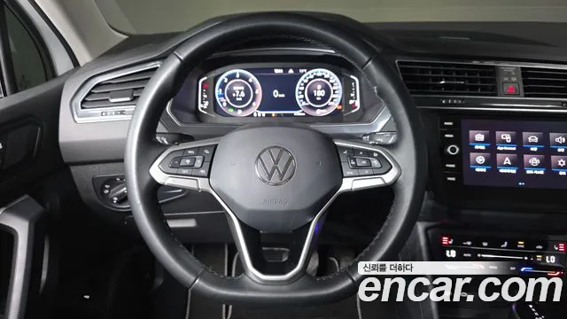 Volkswagen Tiguan 2023 — фото 14