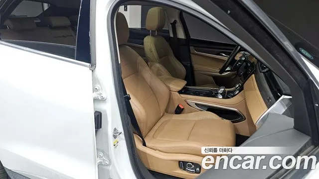 Jaguar F-PACE 2022 — фото 12
