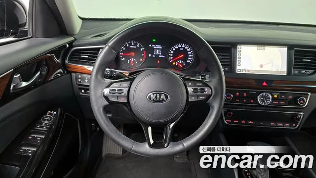 Kia K7 2017 — фото 13