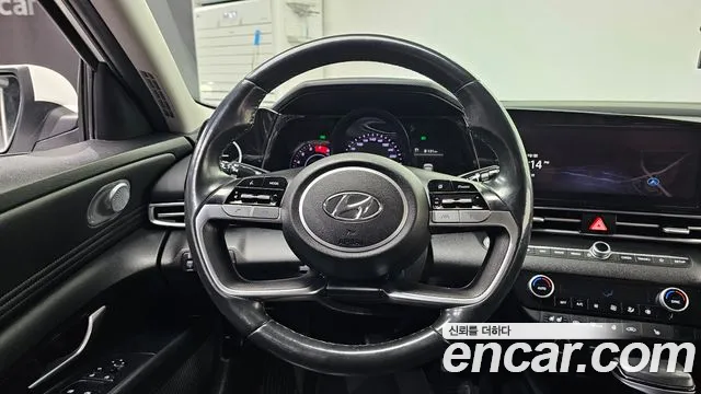 Hyundai AVANTE 2021 — фото 13