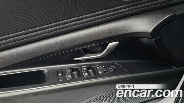 Hyundai AVANTE 2021 — фото 16