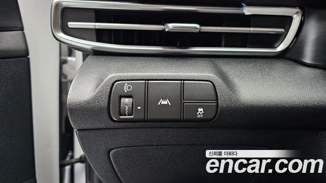 Hyundai AVANTE 2021 — фото 17