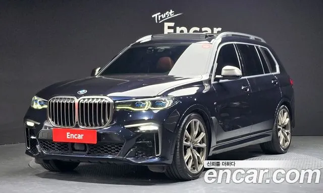 BMW X7 2020 — фото 1