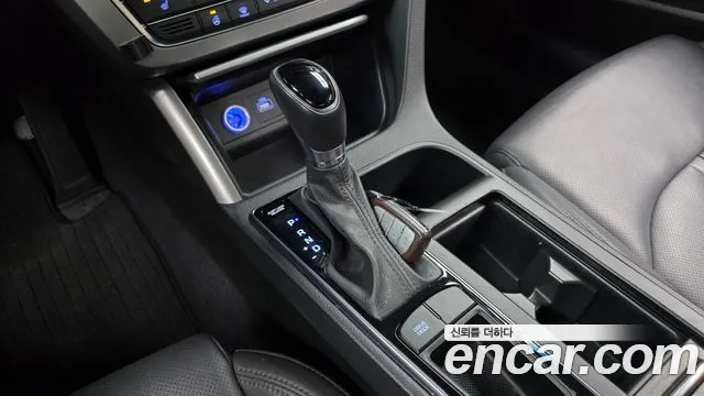 Hyundai Sonata 2016 — фото 9
