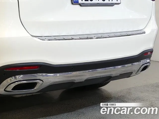 Mercedes-Benz GLS-Class 2022 — фото 18