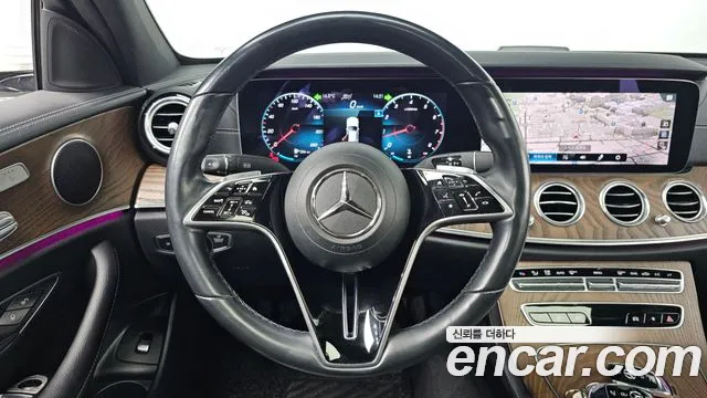 Mercedes-Benz E-Class 2021 — фото 13