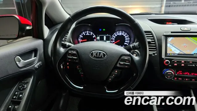 Kia K3 2018 — фото 13