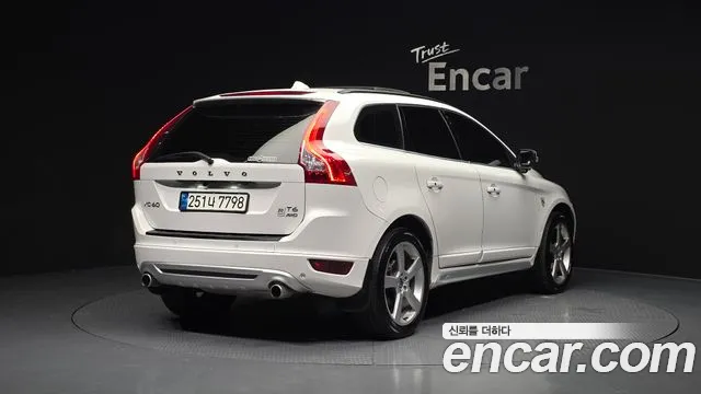 Volvo XC60 2013 — фото 2