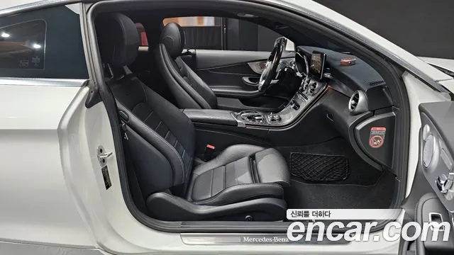 Mercedes-Benz C-Class 2017 — фото 10